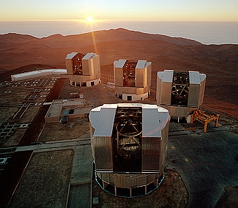 Das Very Large Telescope auf dem Paranal 1999